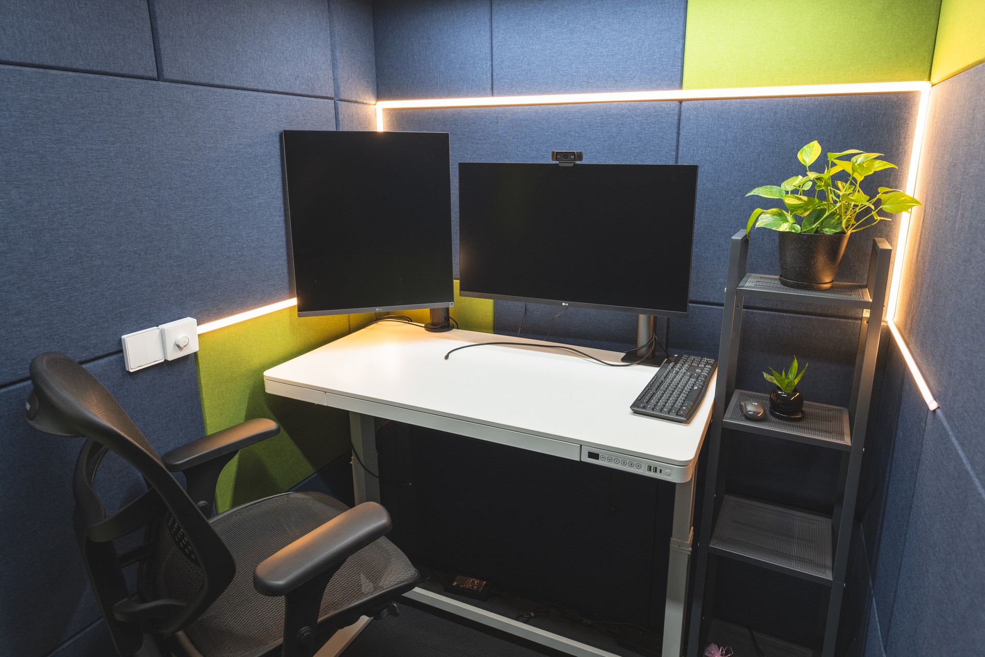 this is where we have to give descriptions